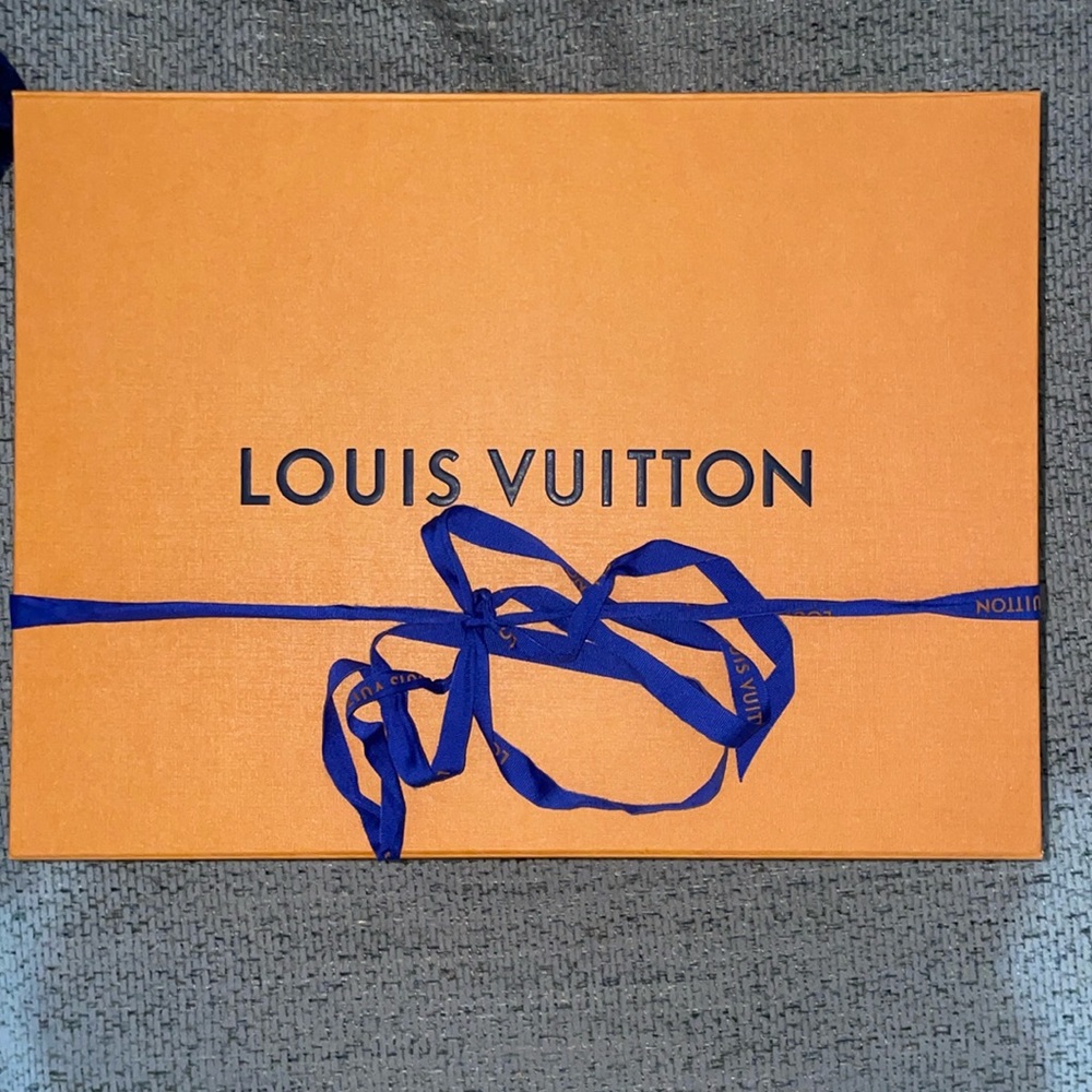 Women LV sneakers
